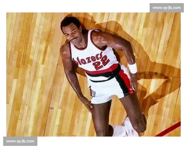 克莱德·德雷克斯勒：飞翔在篮球历史之巅的传奇与荣耀