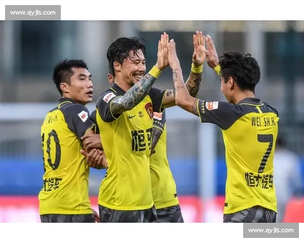 唐诗百战穿金甲：百场征程书写国安恒大传奇